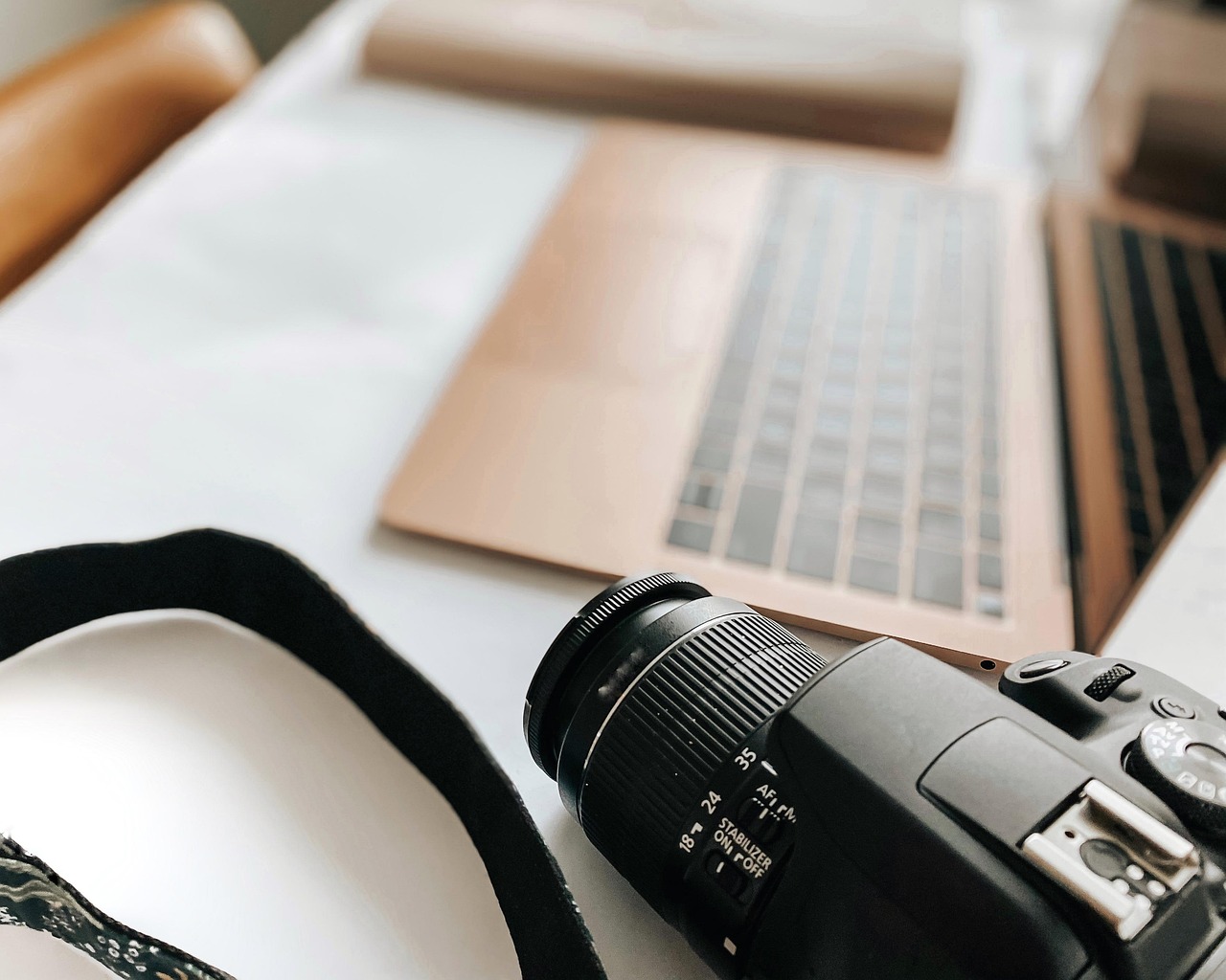 Bible open to Colossians chapter 1 for verse-by-verse commentary and study