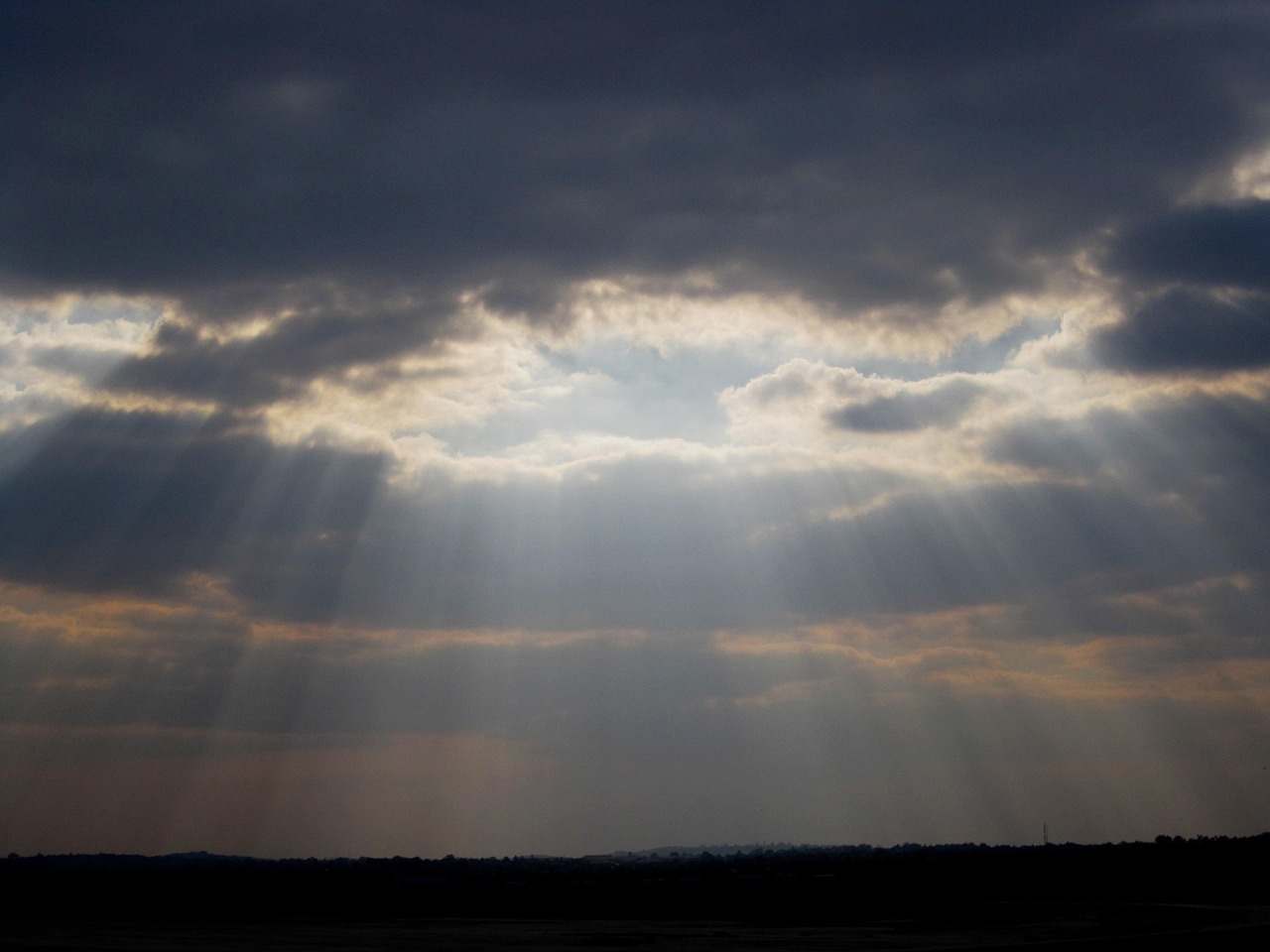 Bible open to 2 Peter chapter 1 for verse-by-verse commentary and study