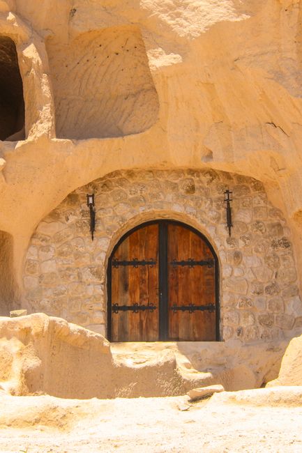 Bible open to Isaiah chapter 54 for verse-by-verse commentary and study