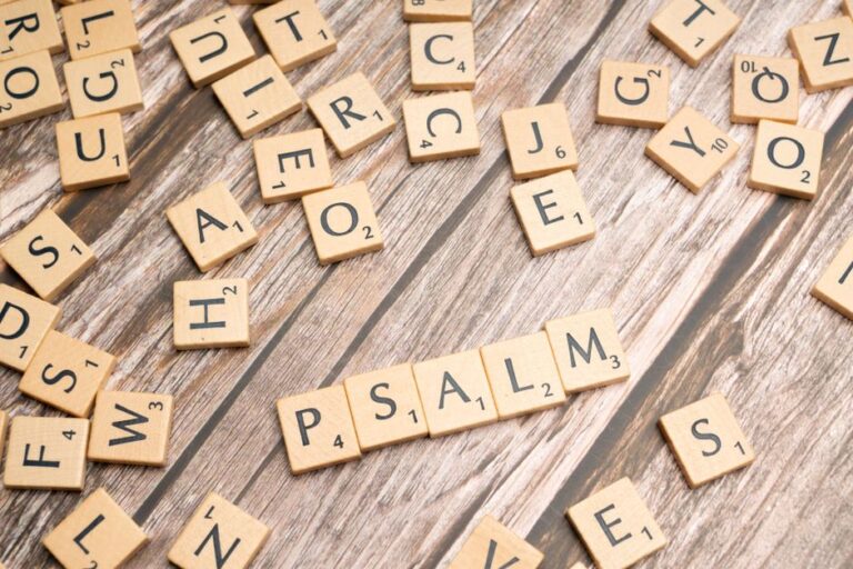 Bible open to Psalm chapter 24 for verse-by-verse commentary and study