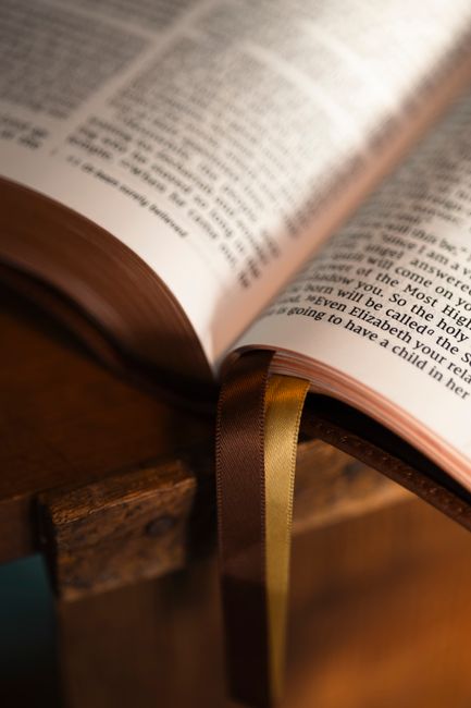 Bible open to Psalm chapter 24 for verse-by-verse commentary and study
