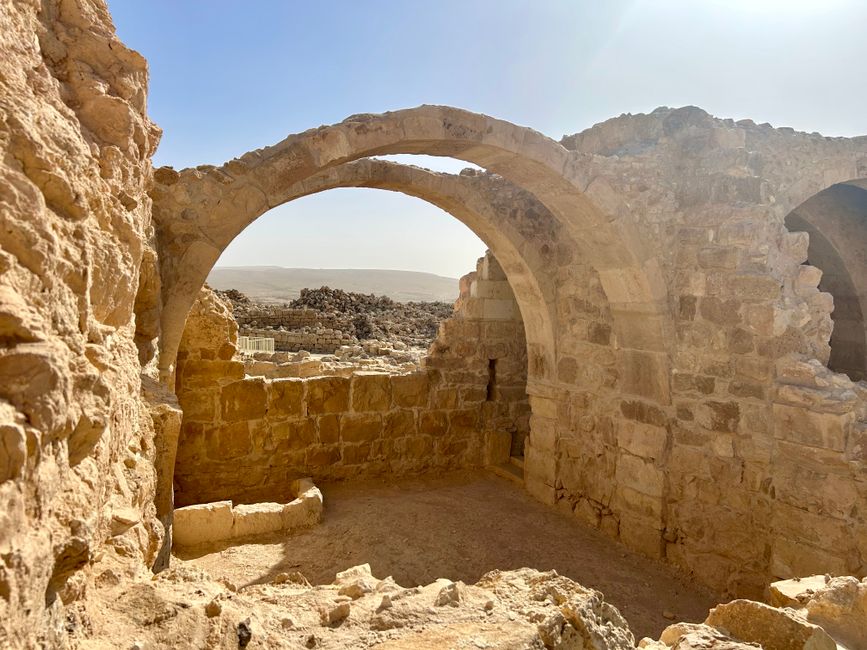Bible open to Jeremiah chapter 31 for verse-by-verse commentary and study