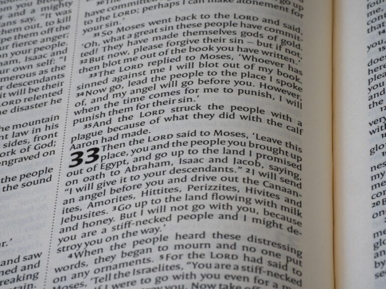 Bible open to Luke chapter 6 for verse-by-verse commentary and study