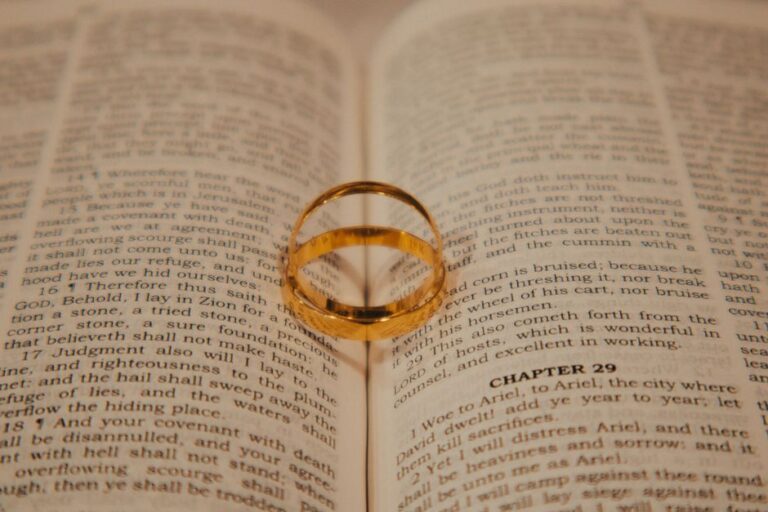 Bible open to 2 Corinthians chapter 3 for verse-by-verse commentary and study