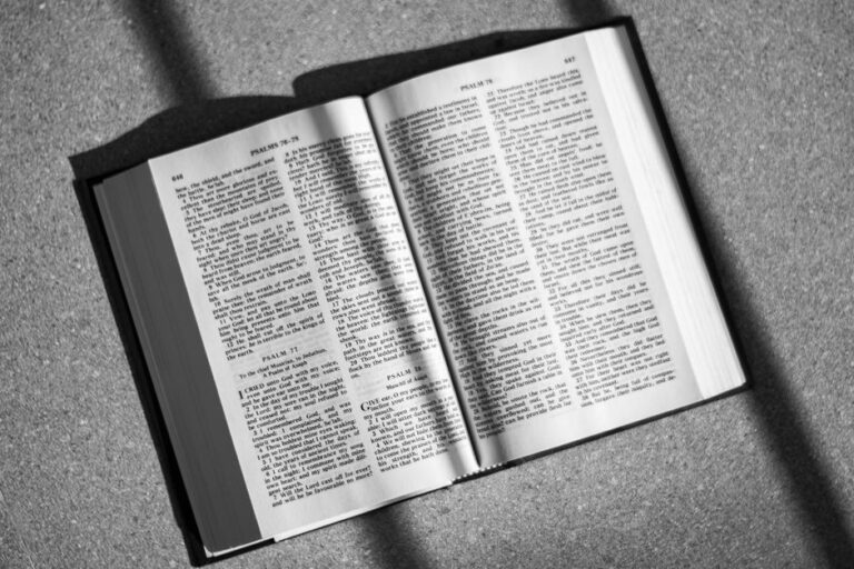 Bible open to Psalm chapter 62 for verse-by-verse commentary and study