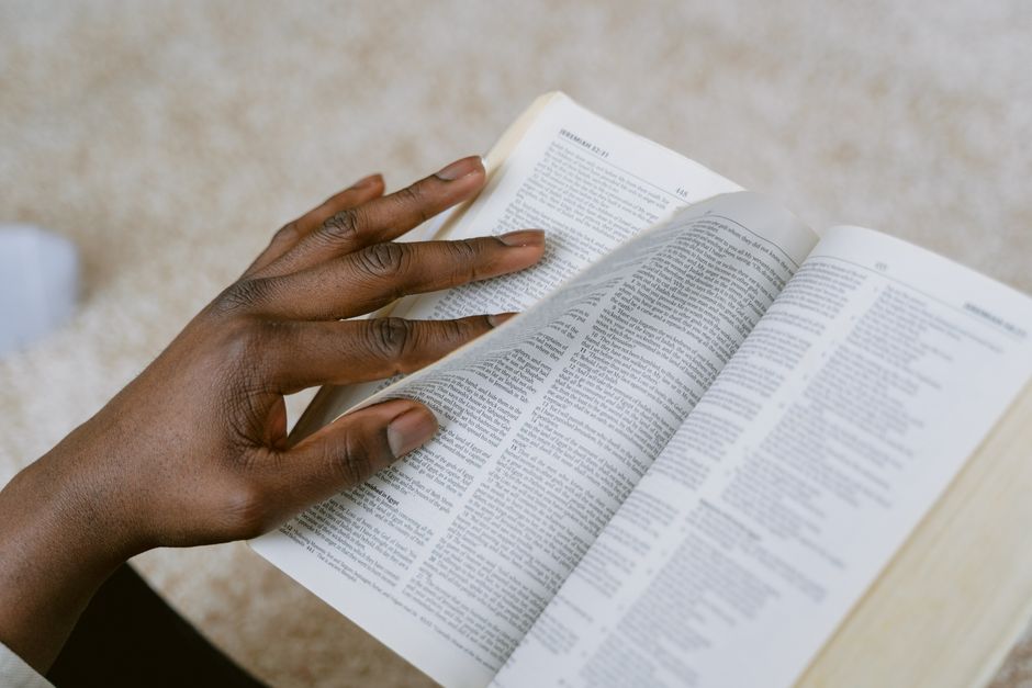 Bible open to Revelation chapter 22 for verse-by-verse commentary and study
